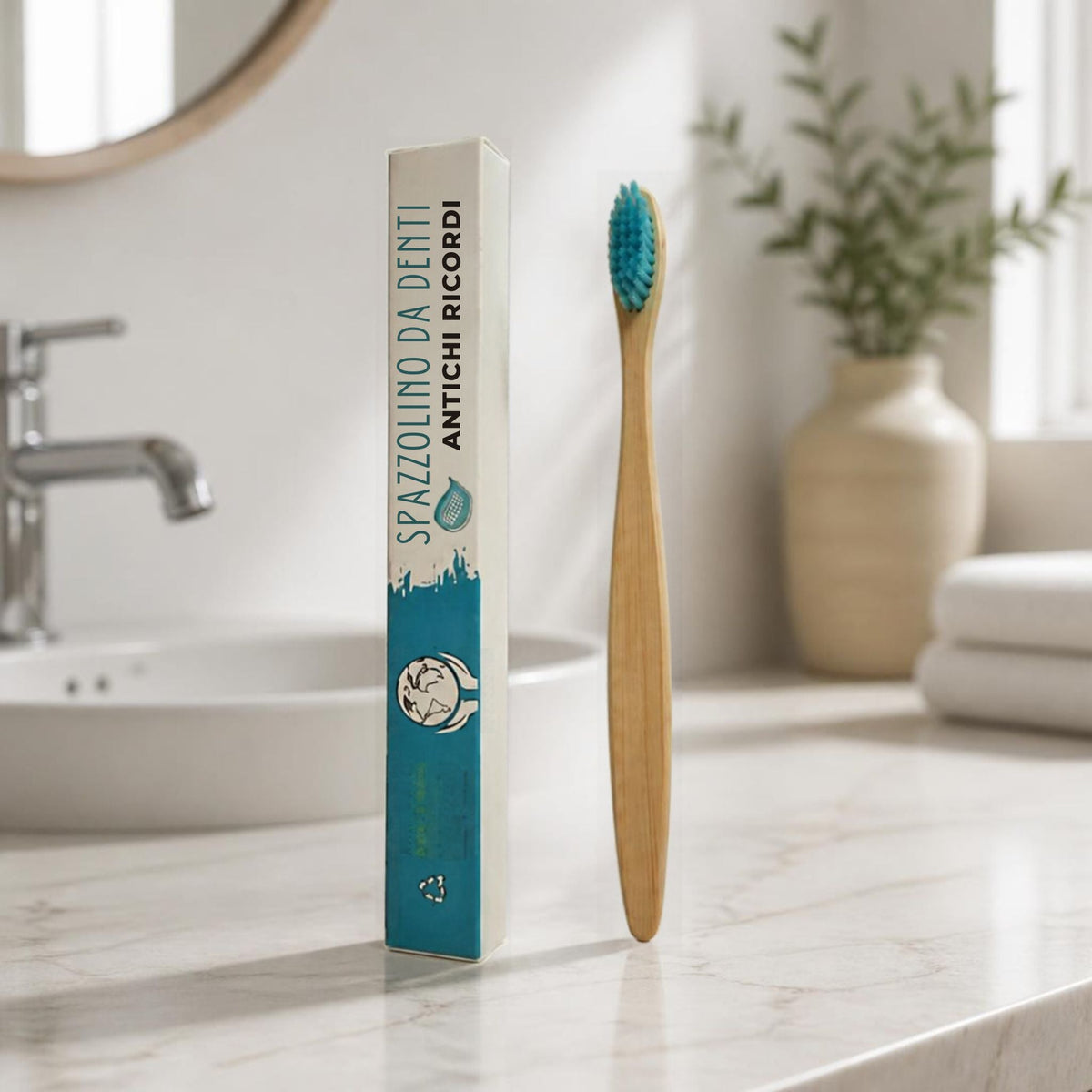 SPAZZOLINO "ADULTI" IN BAMBOO AZZURRO