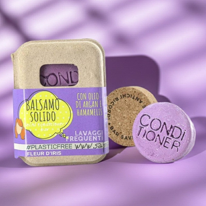 APRÈS-SHAMPOING SOLIDE POUR LAVAGES FRÉQUENTS À LA FLEUR D'IRIS AVEC BARRE DE PROTECTION EN LIÈGE