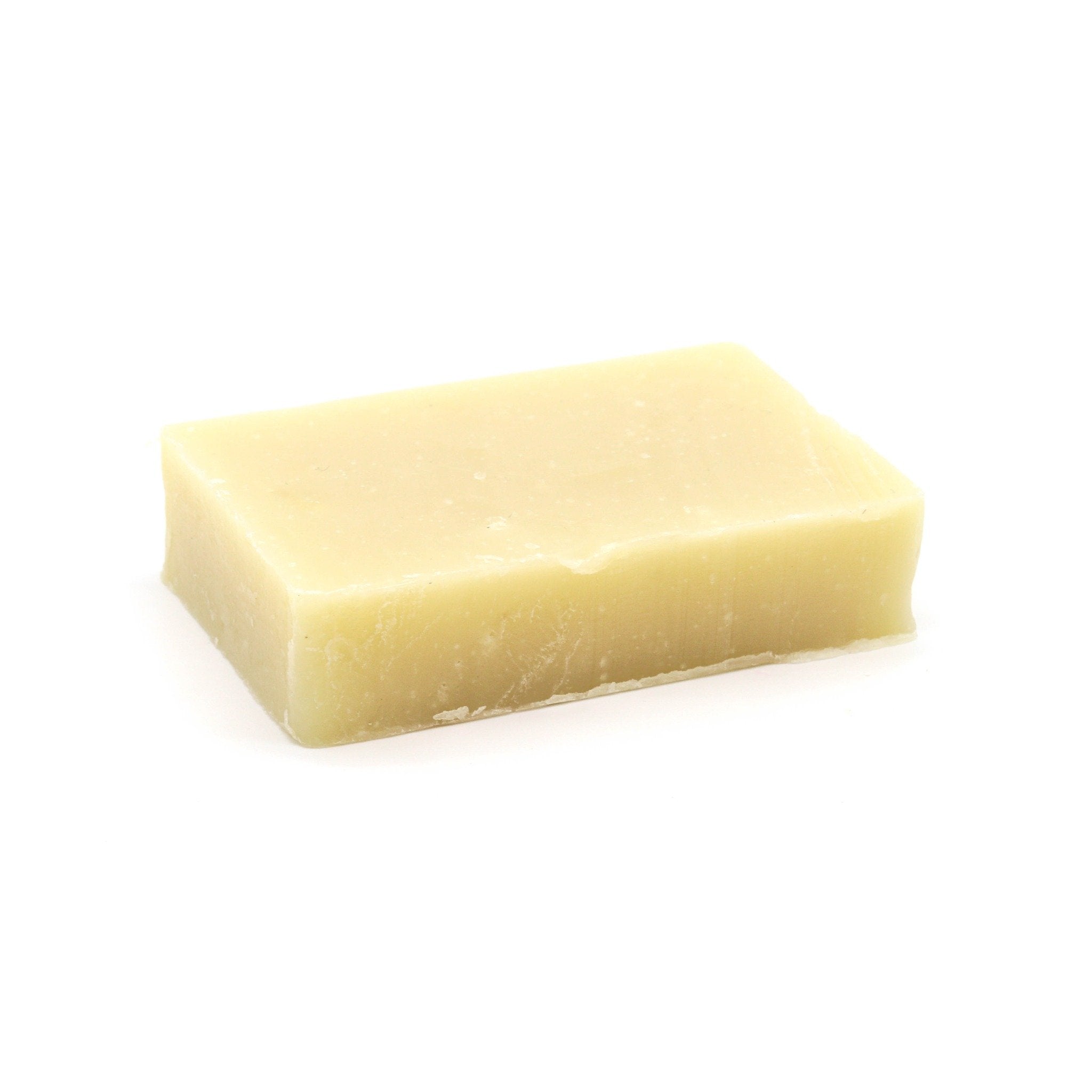 SAVON AU PATCHOULI ET AU BEURRE DE KARITÉ EMBALLAGE EN CARTON RECYCLÉ